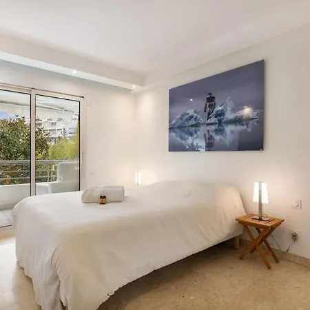 Cannes: Centre 2 Apartment